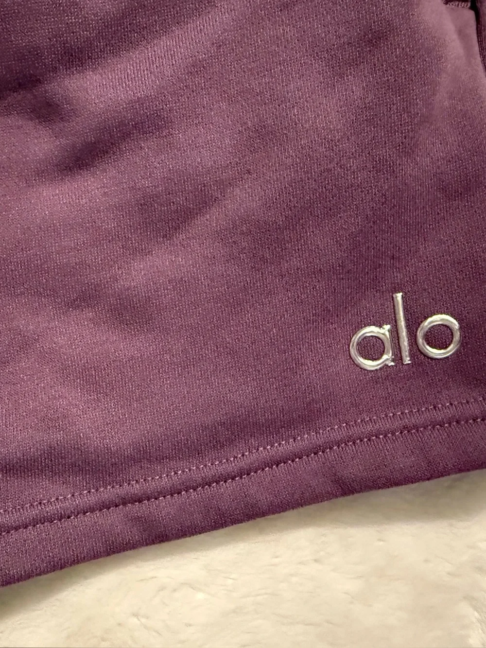 ALO Yoga comfortable athletic